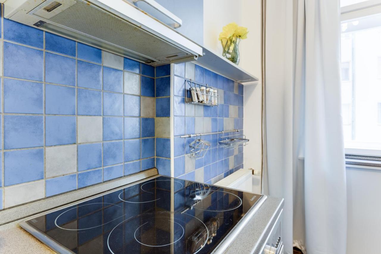 Exclusive Riverside Apartment In The Heart Of Прага Екстериор снимка